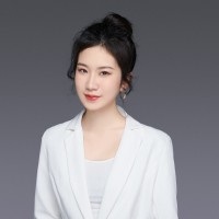Elena (Ziqiu) Zhong 头像