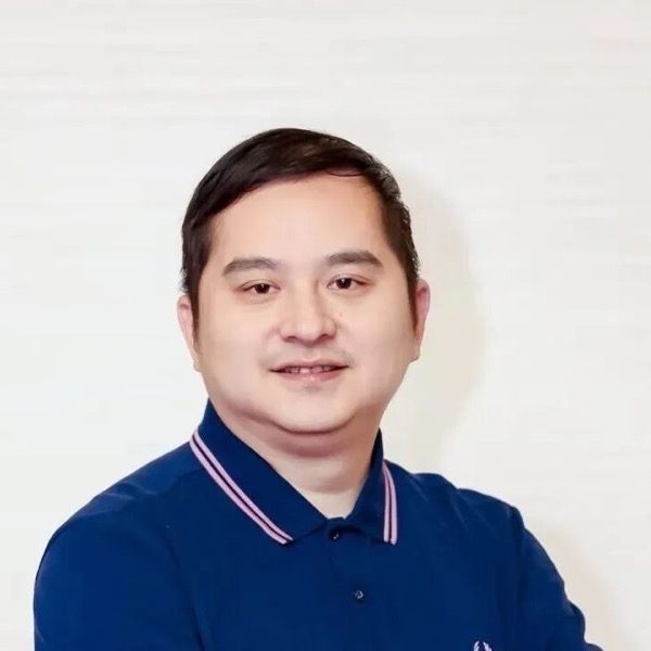 陈炜鹏 头像